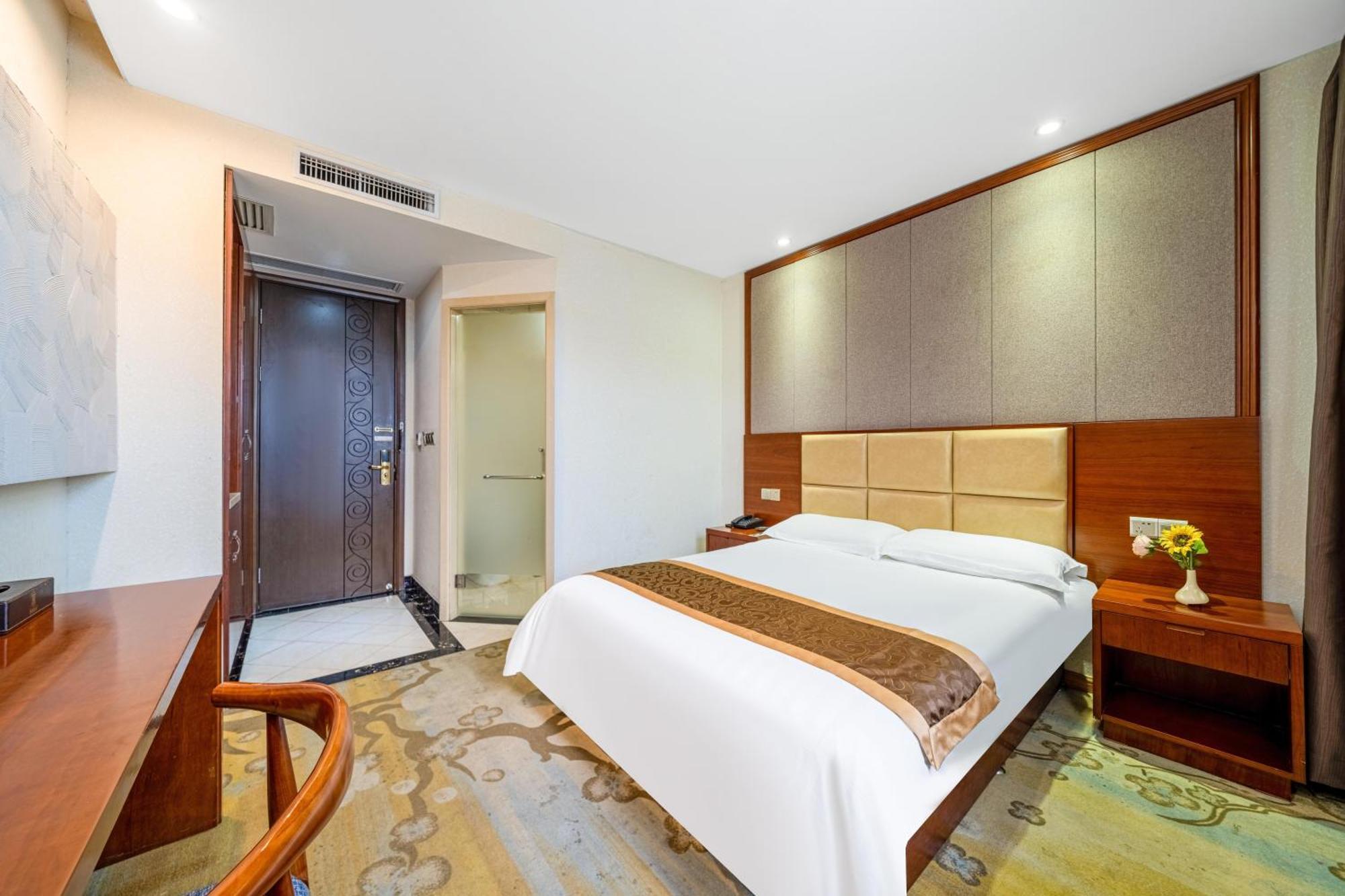 Bo Ai International Hotel Shanghai Pudong Airport Branch-Provide Shuttle Services To Pudong Airport And Disneyland Exterior photo